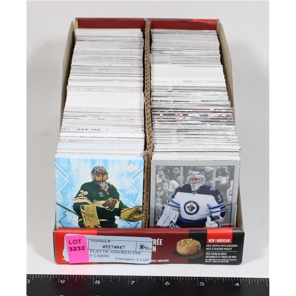 LARGE FLAT OF ASSORTED NHL HOCKEY CARDS