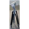 Image 1 : LARGE TRIPOD
