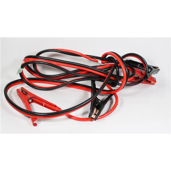 SET OF JUMPER/BOOSTER CABLES