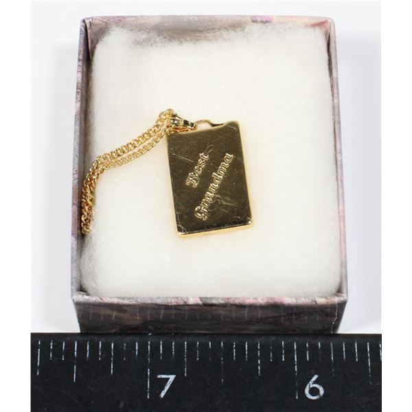 BEST GRANDMA PENDANT