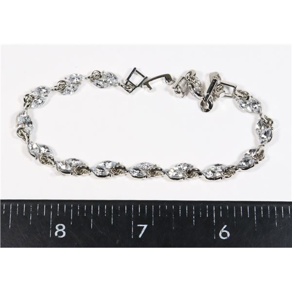 NEW SILVER TONE RHINESTONE BRACELET WITH EXTENDER