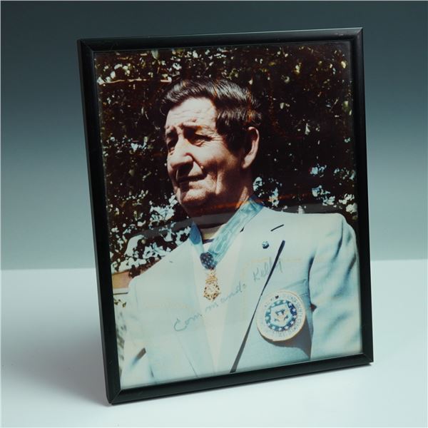 Charles Commando Kelly Signed Medal of Honor Portrait Photo