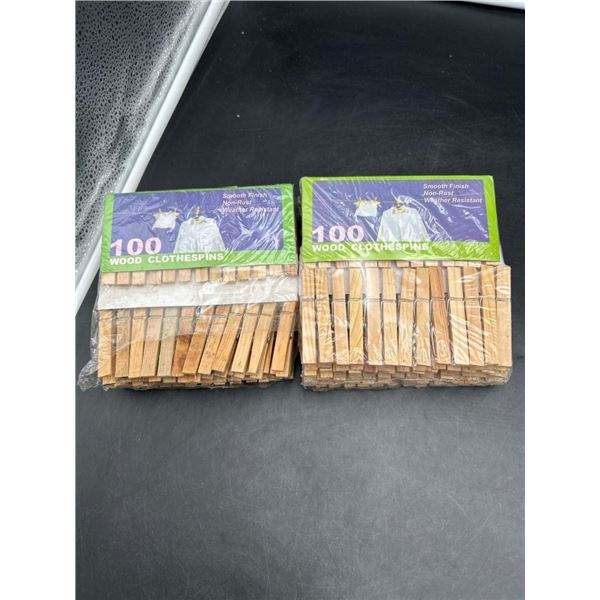 Set of 2 Packs of 100 Wood Clothespins with Smooth Finish