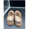Image 2 : Shearling-Lined Suede Slip-On Shoes/Slippers Mens sz 6 / Womens Sz 7