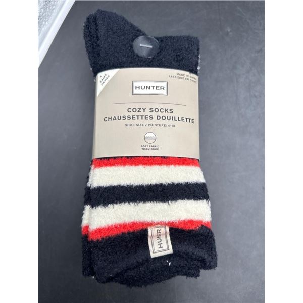 Hunter Cozy Socks, Soft Fabric, Shoe Size 4-10, 4 Pairs