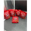 Image 2 : Nestle KitKat Pops Milk Chocolate Treats, 5 Pouches, 170 g Each