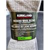 Image 2 : Kirkland Signature Merino Wool Blend Full Cushion Socks, 4 Pairs