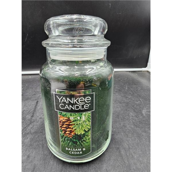 Yankee Candle Balsam & Cedar 22 OZ Jar Candle