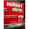 Image 2 : Huggies Slip-On Little Movers Diaper Pants Size 5 – Pack of 100