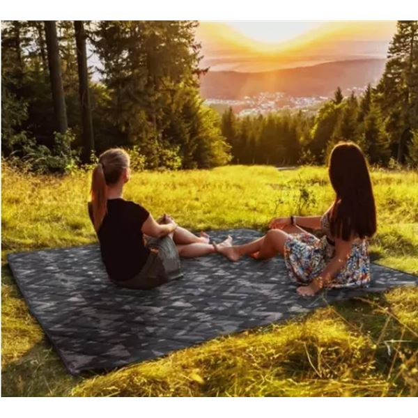 Columbia Oversized Outdoor Packable  Blanket *Color is NOT Stock Photo*