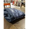 Image 4 : Columbia Oversized Outdoor Packable  Blanket *Color is NOT Stock Photo*