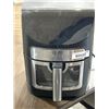 Image 1 : Gourmia GAF799 1500W 120V Air Fryer with Fry Basket