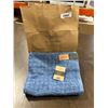 Image 1 : 6-Piece Towel Set: 2 Bath Towels, 2 Hand Towels, 2 Face Cloths, Blue