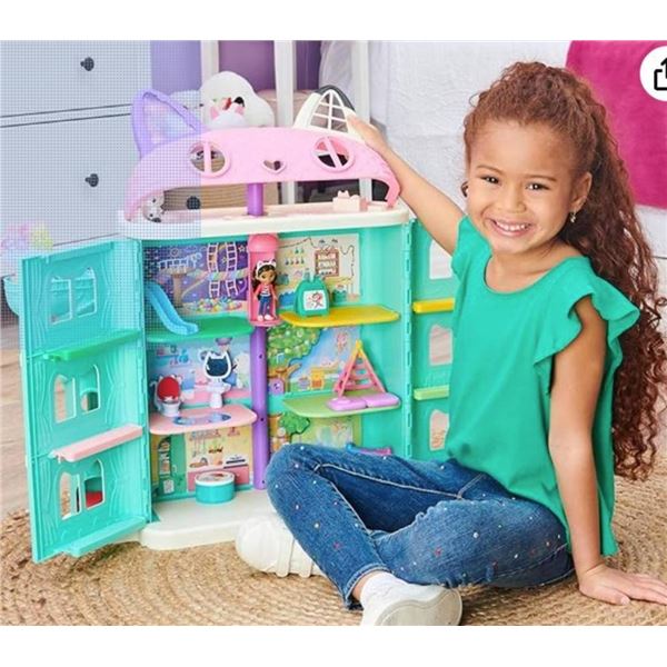 Gabby’s Dollhouse Celebrations Dollhouse Playset with Accessories