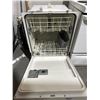 Image 3 : Frigidaire FBD2400MW08C Dishwasher, Freestanding, White Finish