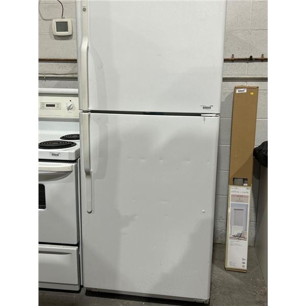 GE GTS18IBRDRWW Refrigerator/Freezer Combo with Top Freezer 18 Cu Ft