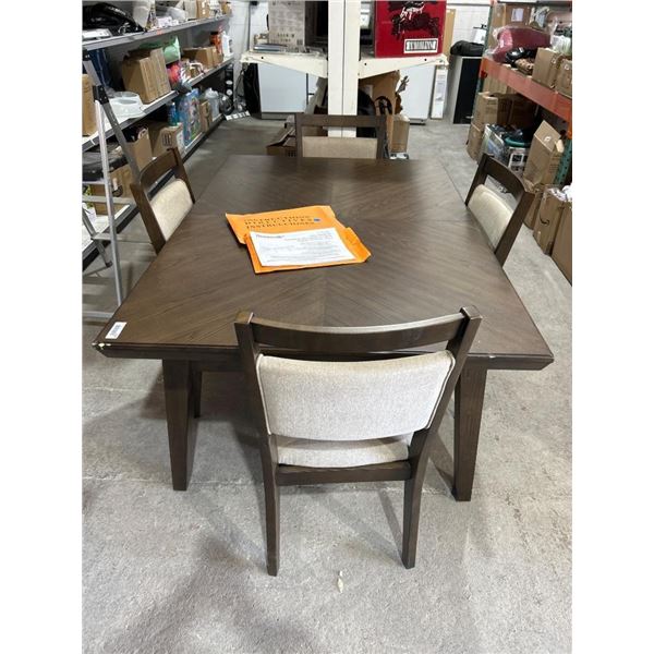 Thomasville 5-Piece Dining Set With Extendable Table And Chairs