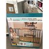 Image 3 : Summer Infant Decorative Wood and Metal 5 Foot Pressure Mounted Gate