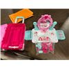 Image 3 : Pretend Play Makeup Toy Set Beauty Princess Dressing Table and Suitcase 2 in 1