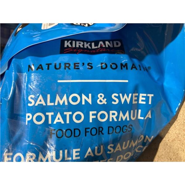 Kirkland Nature’s Domain Salmon & Sweet Potato Formula Dog Food 15 LB