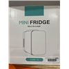 Image 2 : Mini Fridge 6-Can 4L Capacity Portable White