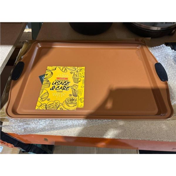 Nutrichef Non-Stick Sheet Pan with Silicone Grips