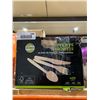 Image 1 : Go4Green Compostable Wooden Cutlery Set with 400 Pieces