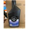 Image 1 : Circle K SAE 5W-30 Motor Oil, 12 x 946 mL,