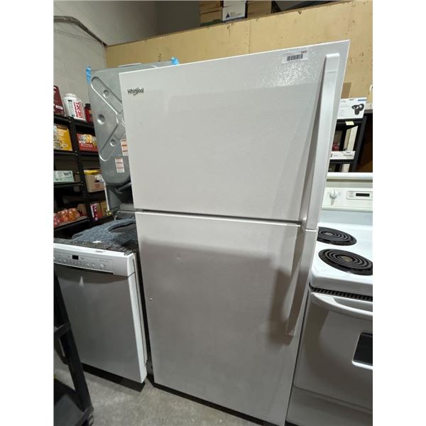 Whirlpool Top-Freezer Refrigerator in White, Model WRT318FZD