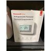 Image 2 : Honeywell Home T4 Programmable Thermostat with 5-1-1 Day Scheduling