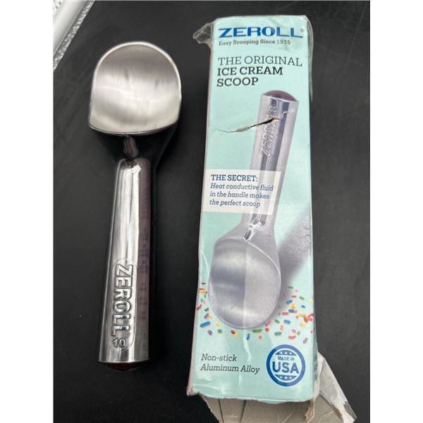 Zeroll Ice Cream Scoop, Non-Stick Aluminum Alloy