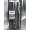 Image 2 : Philips One Battery Toothbrush by Sonicare with Travel Case and AAA Battery