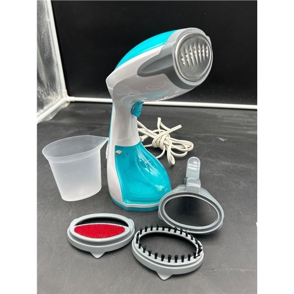 Beautural Garment Steamer Model 722NA-0001 with Accessories