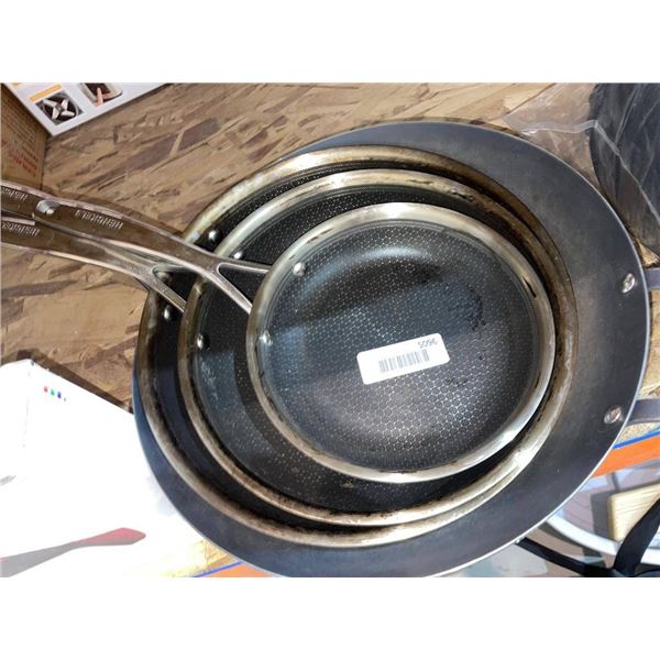 Set Of 3 Nonstick Frying Pans With Metal Handles and WOK