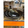 Image 2 : Set Of 3 Nonstick Frying Pans With Metal Handles and WOK