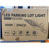 Image 2 : LED Parking Lot Light, 200W, Dusk to Dawn Photocell, 3-Pack, IP65 Waterproof