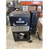 Image 2 : Masterbuilt Gravity Series 1050 Digital Charcoal Grill and Smoker