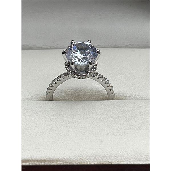 Sterling Silver Ladies 1.0 carat Brilliant Cut Solitaire Ring& nbsp;