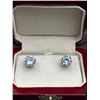 Image 1 : Pair of 1.0 Carat Solitaire Stud Earrings with Round Cut Stones& nbsp;
