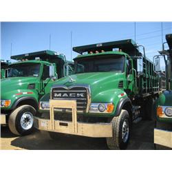 2007 MACK CV713 T/A DUMP