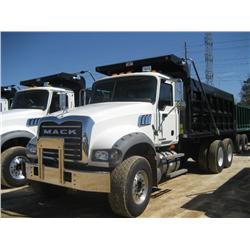 2007 MACK CTP713 T/A DUMP