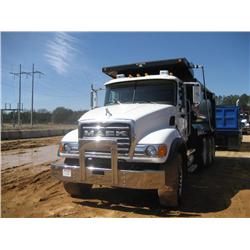 2004 MACK CV713 TRI-AXLE DUMP