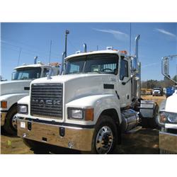 2007 MACK CHN613 T/A TRUCK TRACTOR