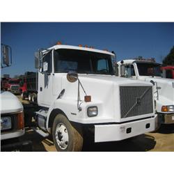 1996 VOLVO W642T S/A TRUCK TRACTOR
