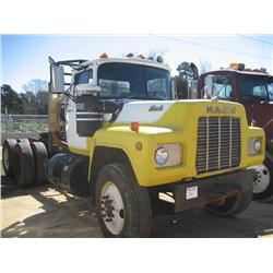 1987 MACK R686ST T/A TRUCK TRACTOR