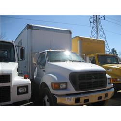 2000 FORD F650 S/A VAN TRUCK