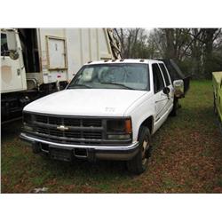 1998 CHEVROLET 3500 CREW CAB FLATBED