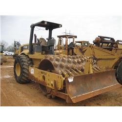 CAT CP5630 VIBRATORY ROLLER