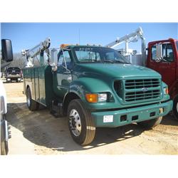 2002 FORD F750 SERVICE TRUCK
