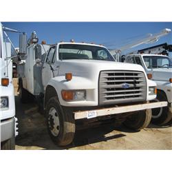 1996 FORD F800 SERVICE TRUCK